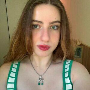 Meet your Posher, Ellen